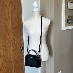 Classic Coach Crossbody